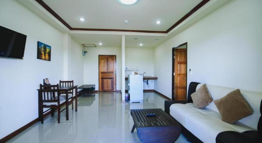 Amornsukhothai Hotel Экстерьер фото