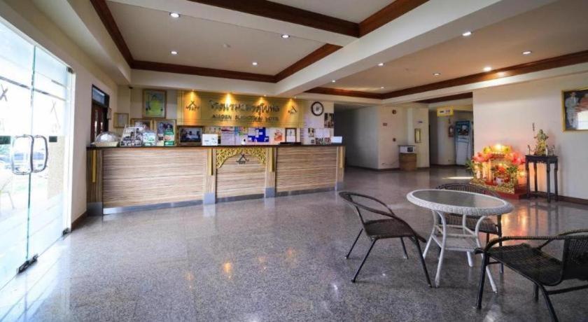 Amornsukhothai Hotel Экстерьер фото