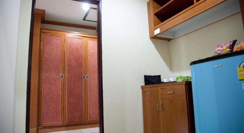 Amornsukhothai Hotel Экстерьер фото