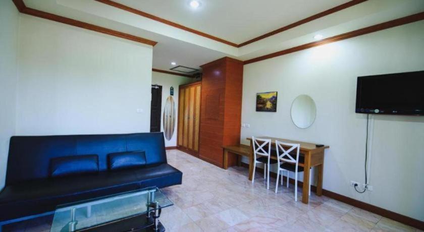 Amornsukhothai Hotel Экстерьер фото